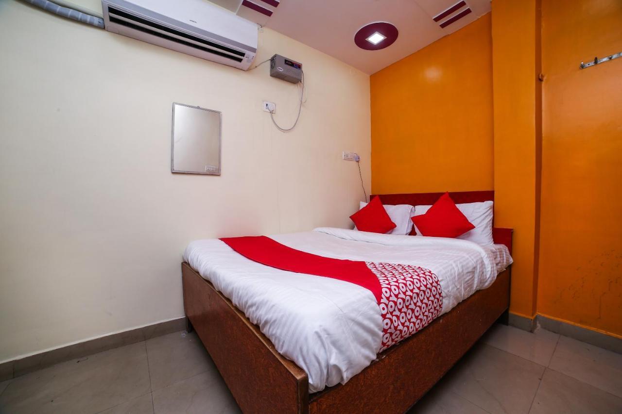 Hotel Shiv Mahima Inn By Wb Inn Prayagraj Esterno foto