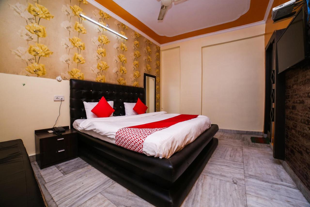 Hotel Shiv Mahima Inn By Wb Inn Prayagraj Esterno foto