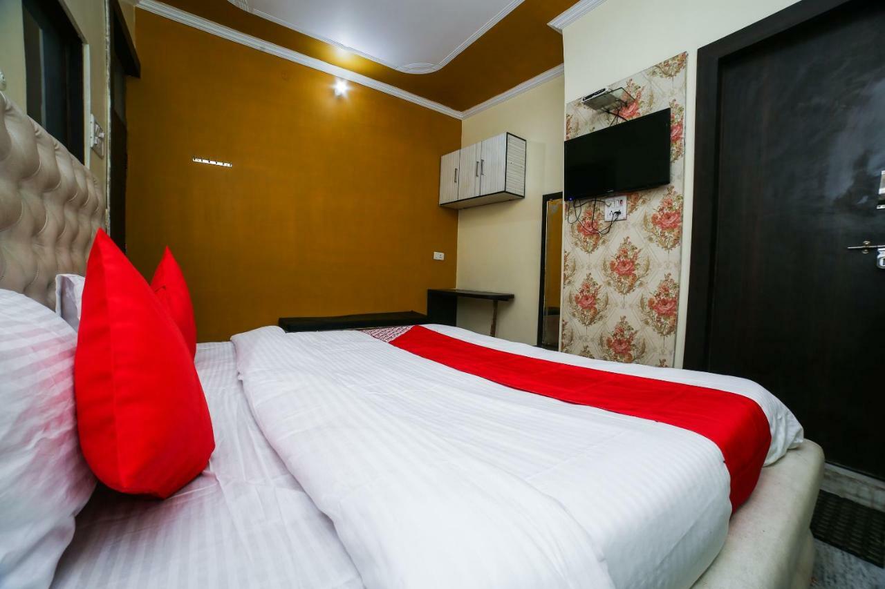 Hotel Shiv Mahima Inn By Wb Inn Prayagraj Esterno foto