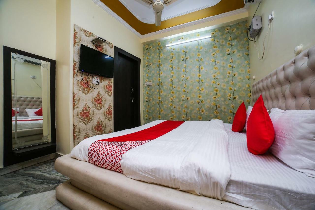 Hotel Shiv Mahima Inn By Wb Inn Prayagraj Esterno foto