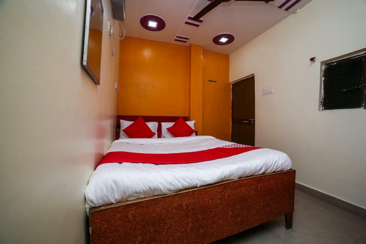 Hotel Shiv Mahima Inn By Wb Inn Prayagraj Esterno foto